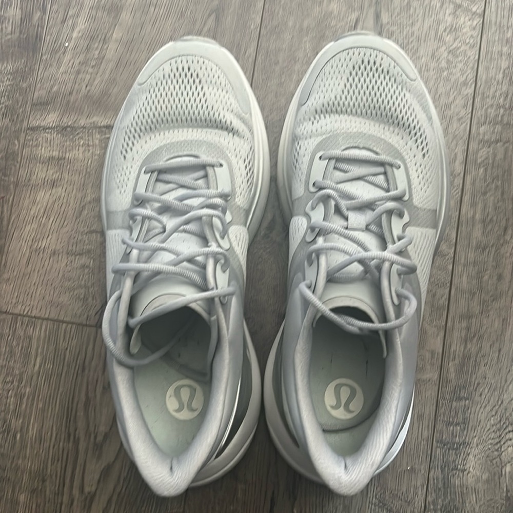 Lululemon Blissfeel